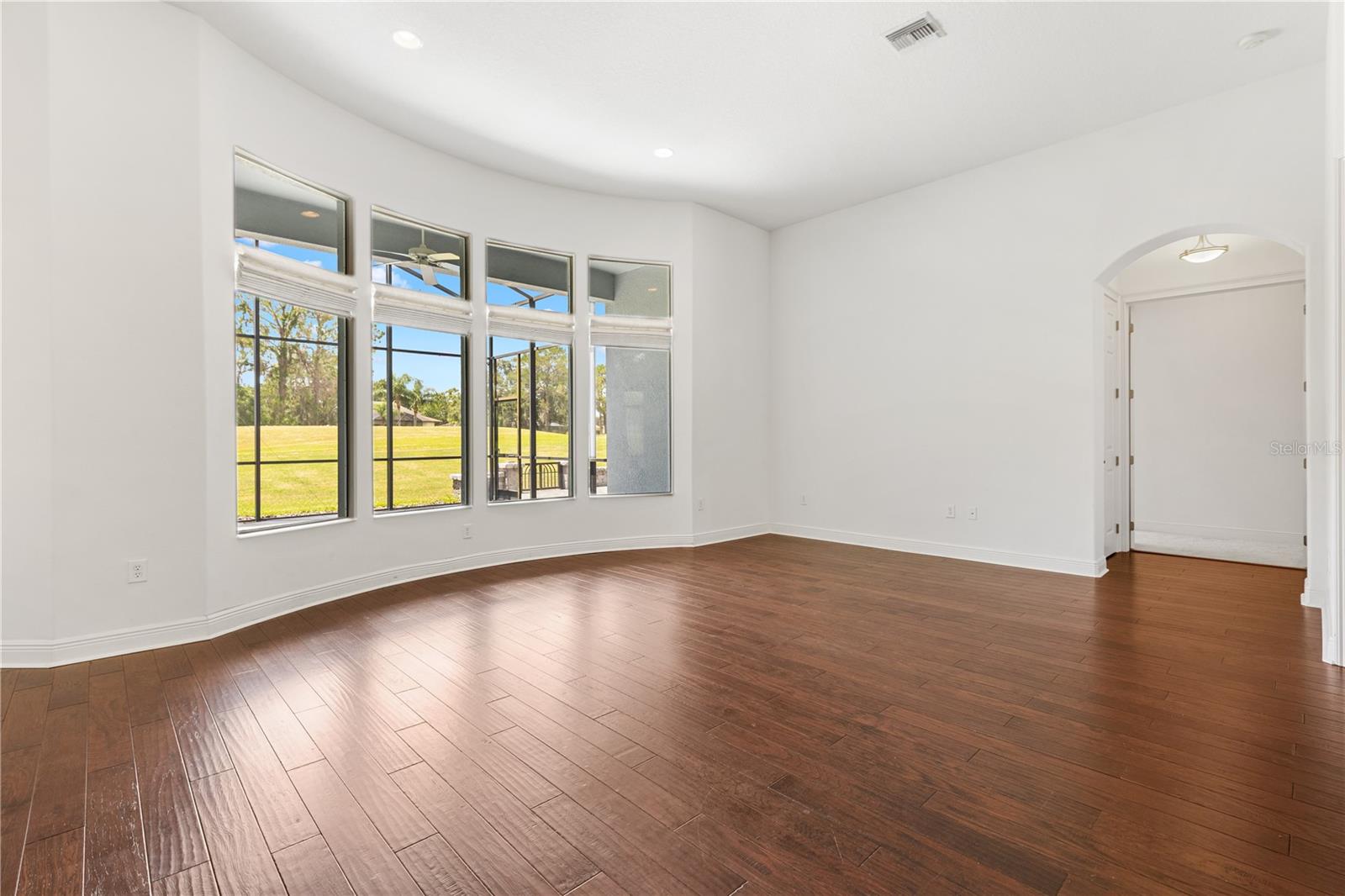 Image 22 of 28 For 6109 Spinnaker Loop