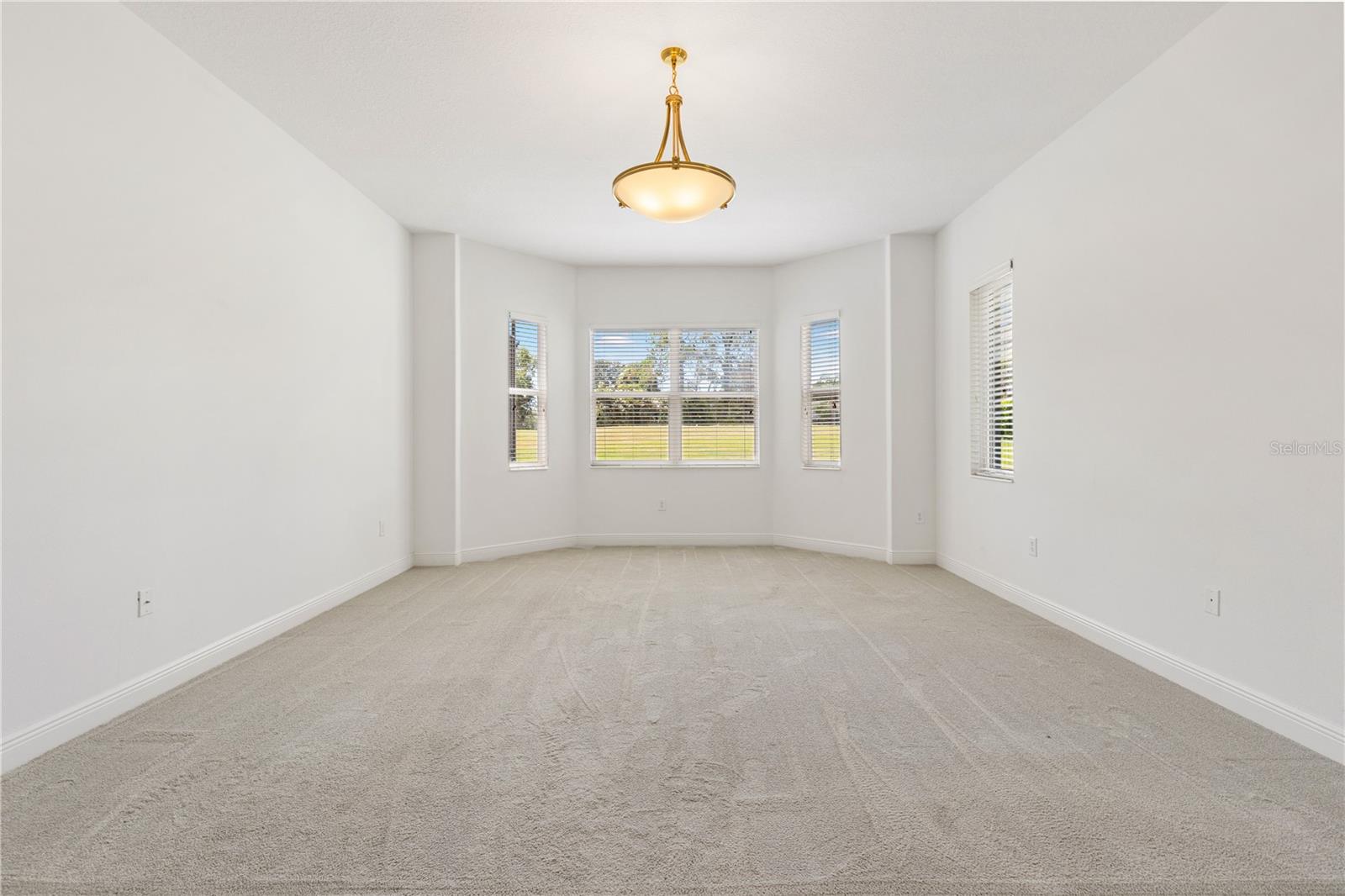 Image 25 of 28 For 6109 Spinnaker Loop