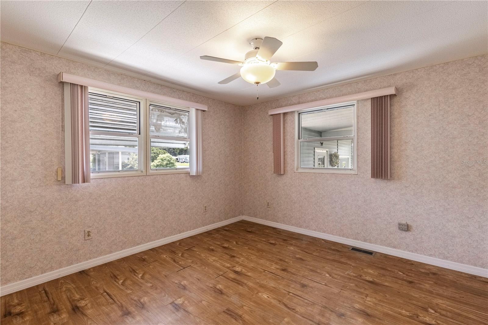 Image 21 of 38 For 34232 Island Drive