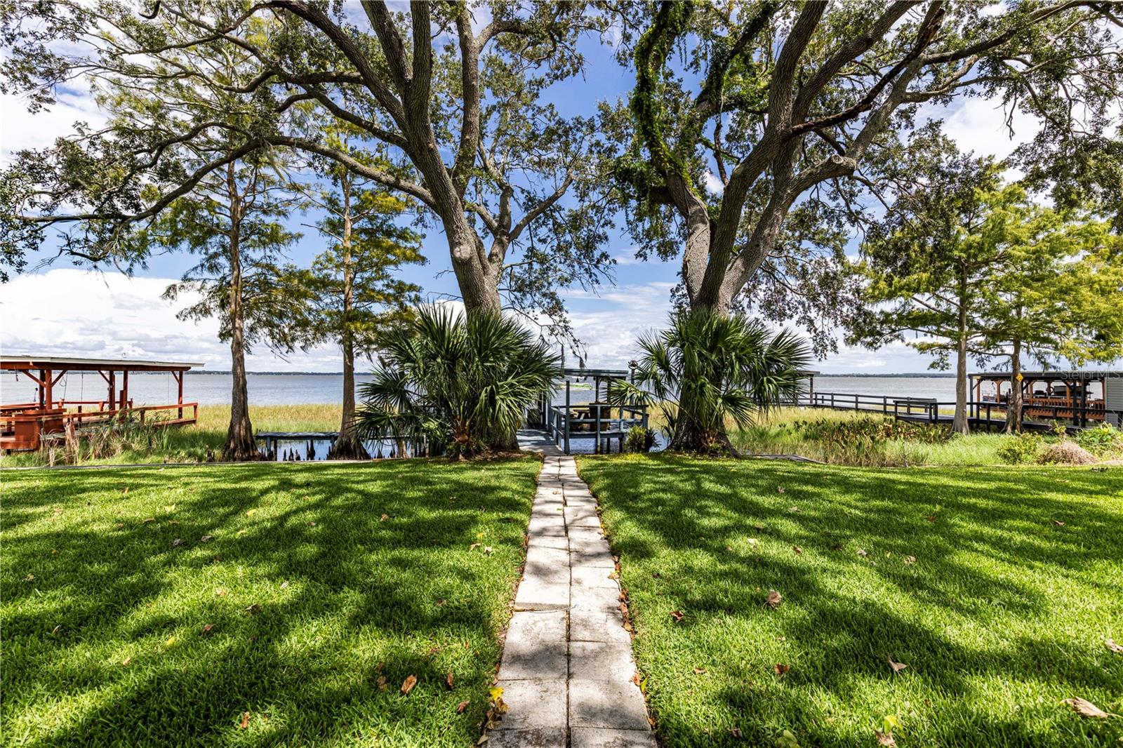 Image 8 of 38 For 34232 Island Drive