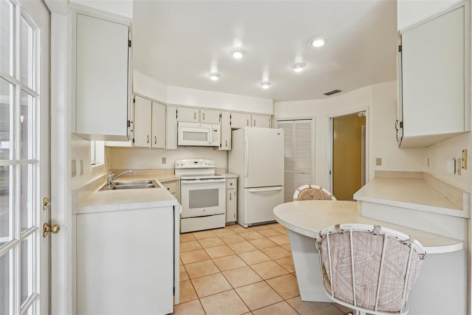 Image 16 of 38 For 305 Brigadoon Circle