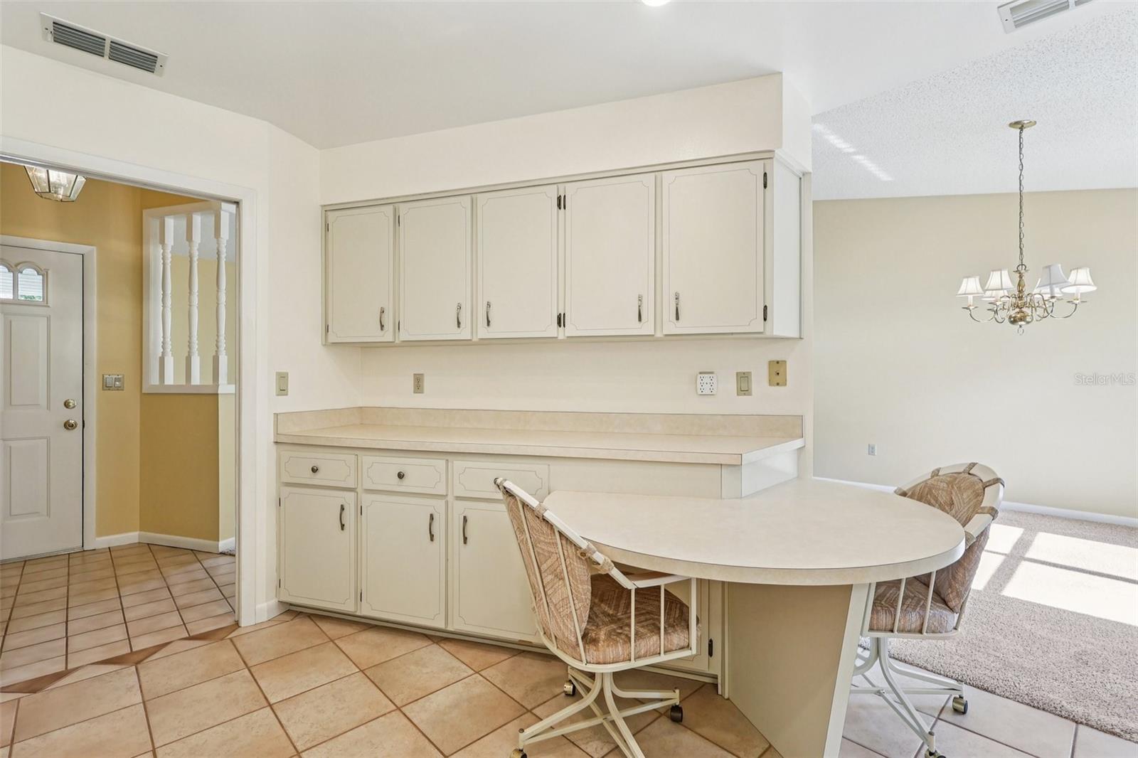 Image 18 of 38 For 305 Brigadoon Circle