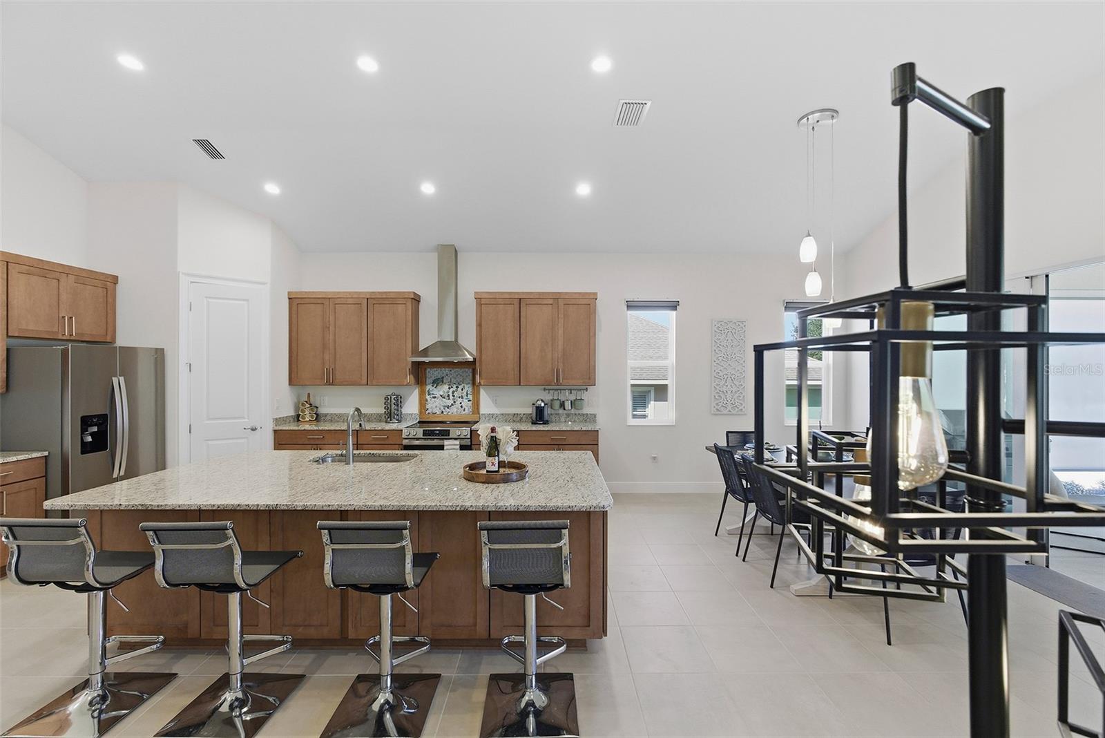 Image 13 of 62 For 5090 Greens Drive