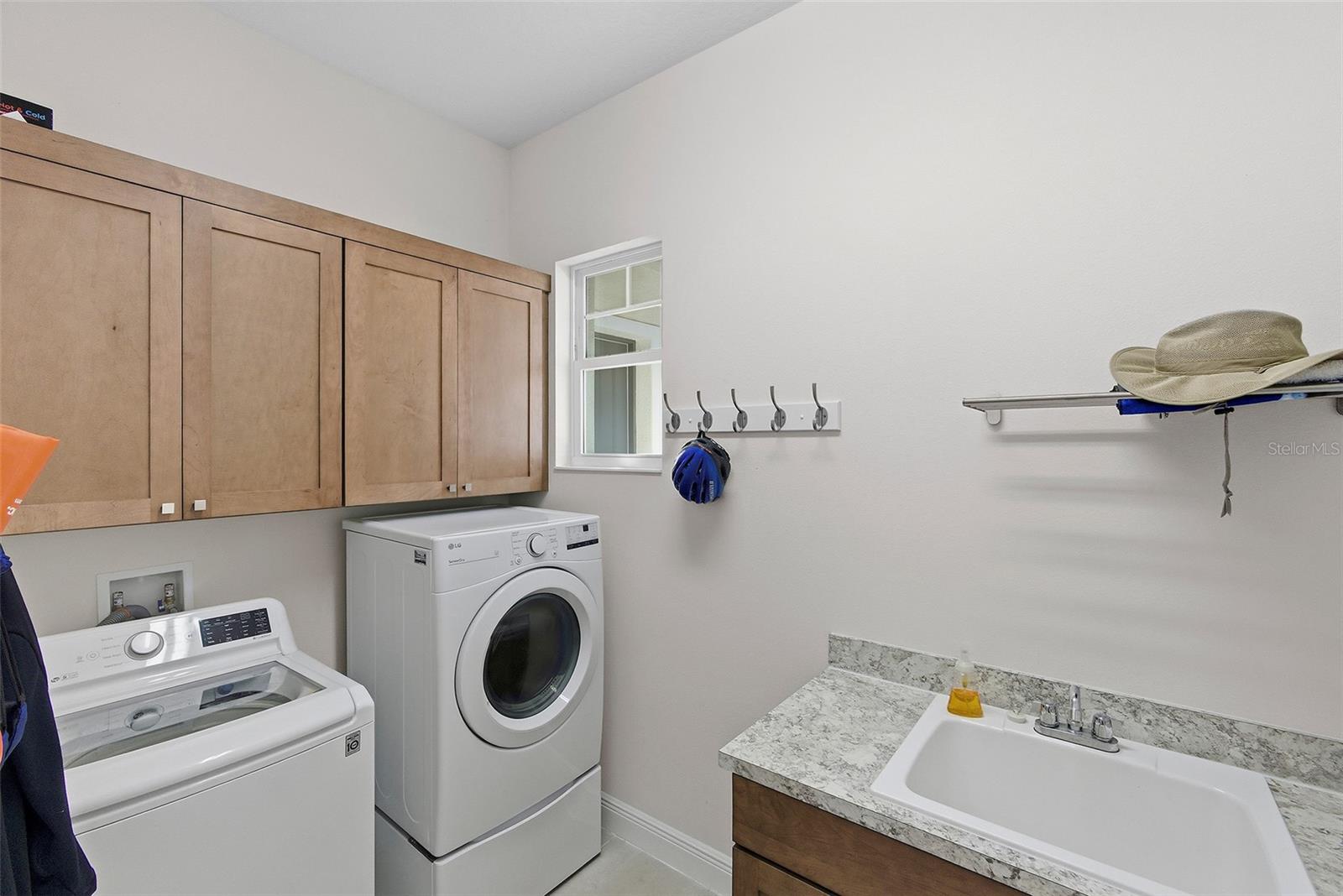 Image 34 of 62 For 5090 Greens Drive