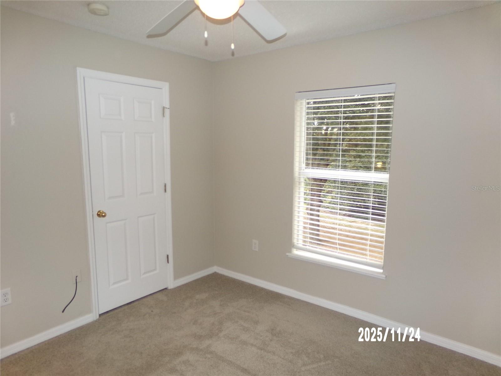 Image 25 of 40 For 9412 Water Fern Circle