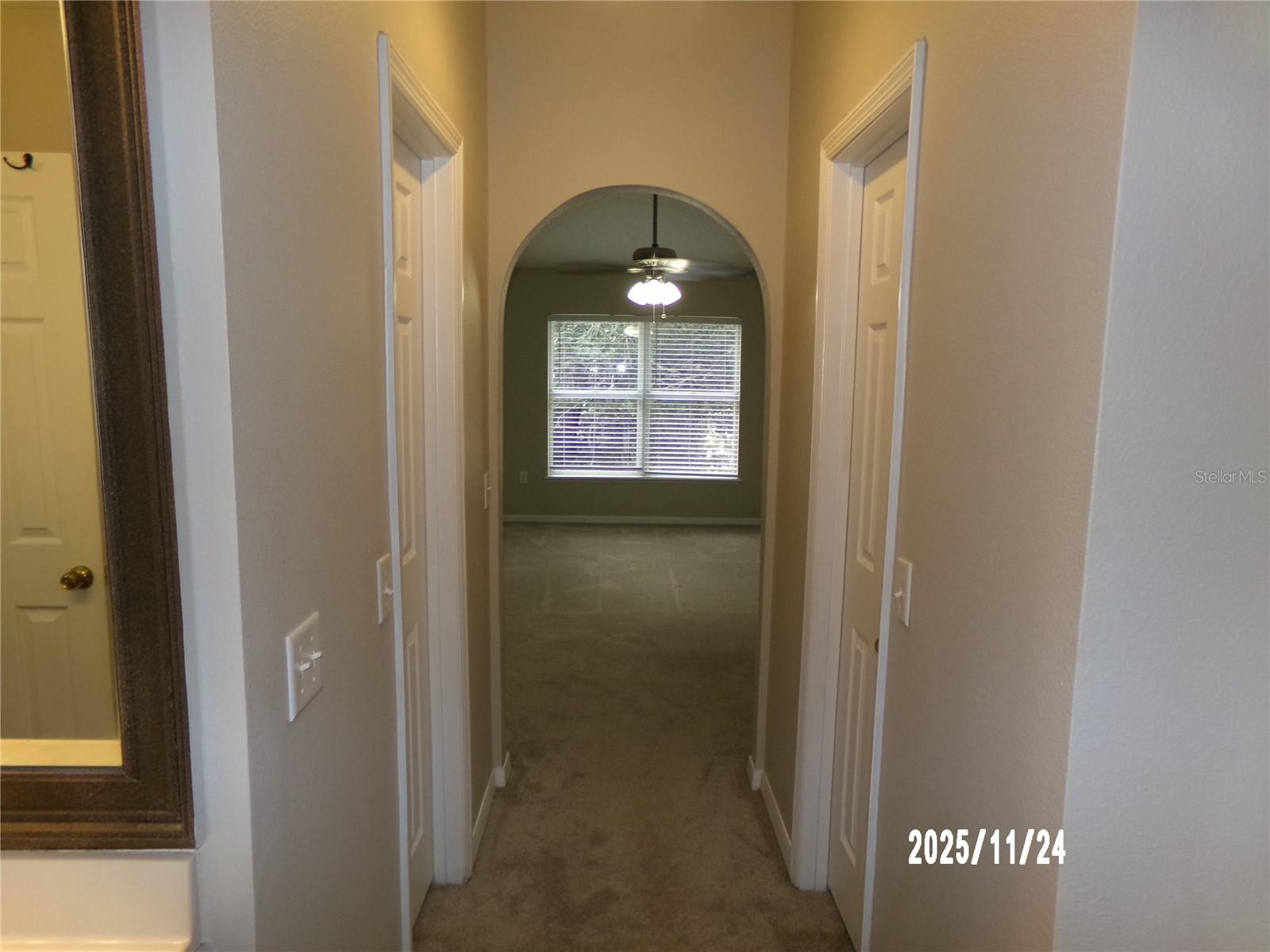 Image 33 of 40 For 9412 Water Fern Circle