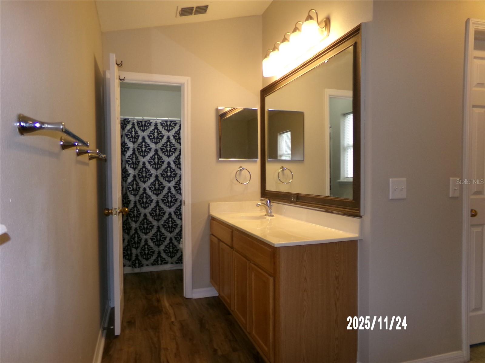 Image 34 of 40 For 9412 Water Fern Circle