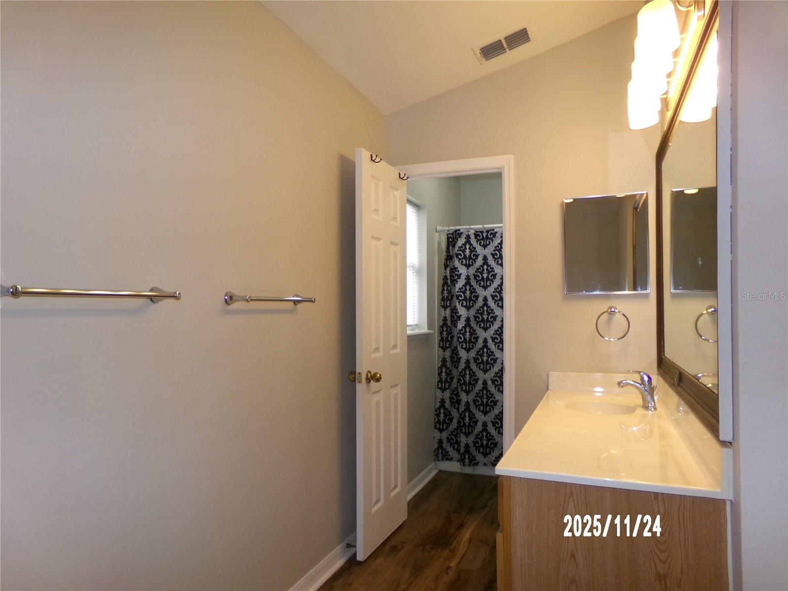 Image 35 of 40 For 9412 Water Fern Circle