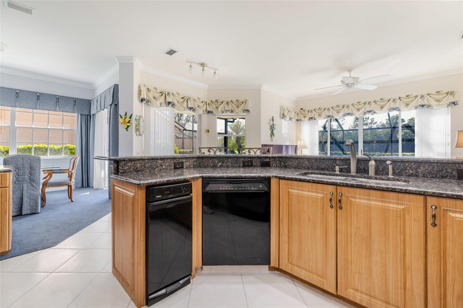 Image 15 of 60 For 13580 Southampton Drive