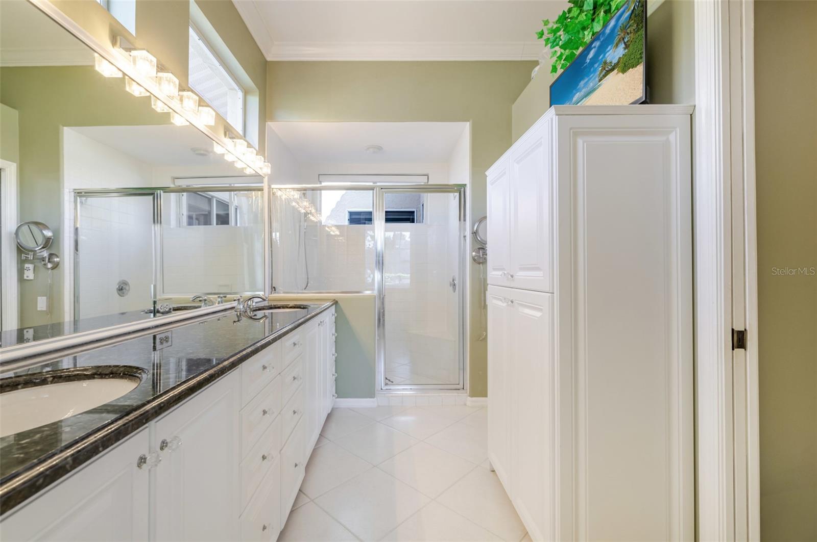 Image 22 of 60 For 13580 Southampton Drive