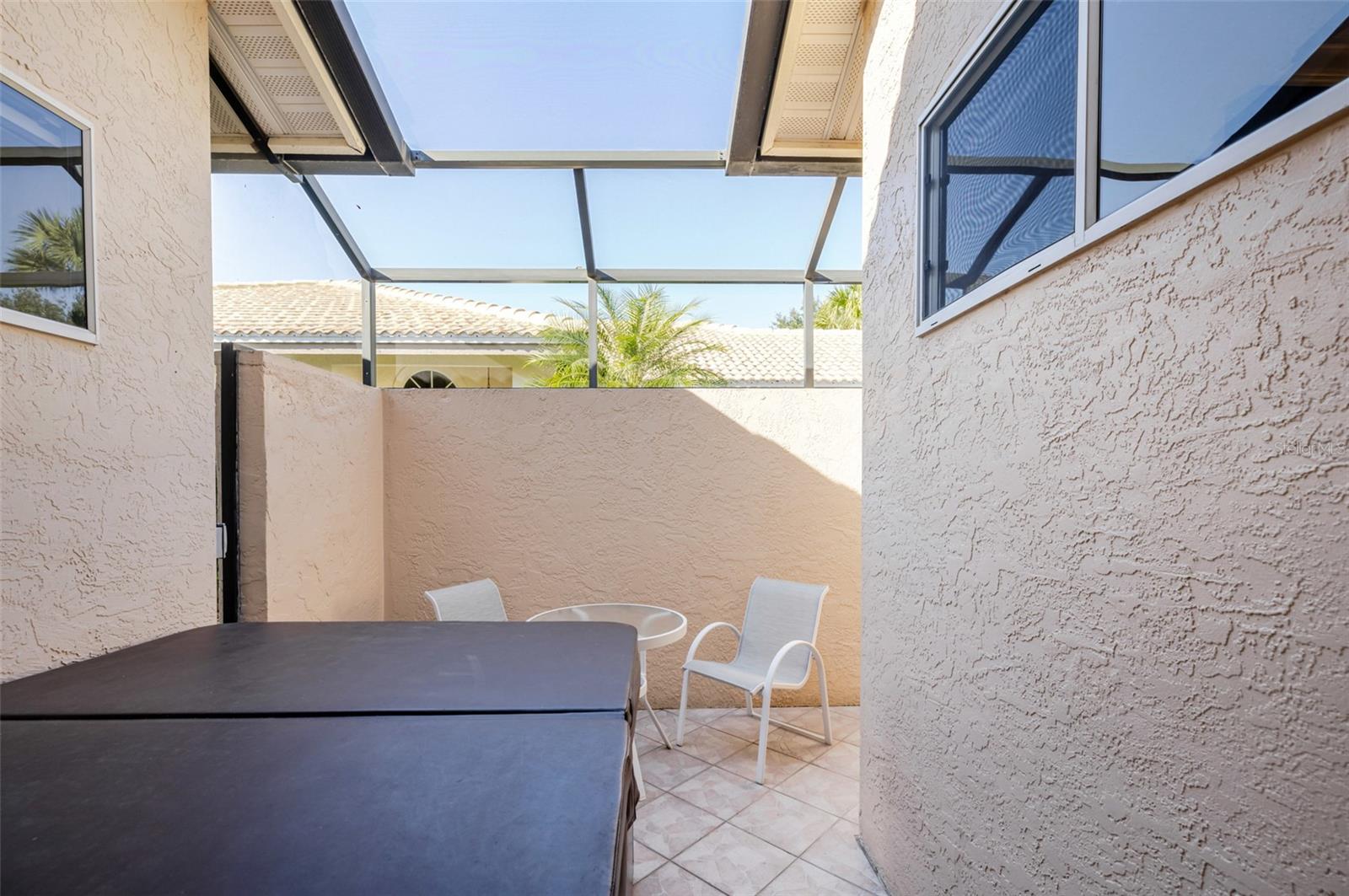 Image 28 of 60 For 13580 Southampton Drive