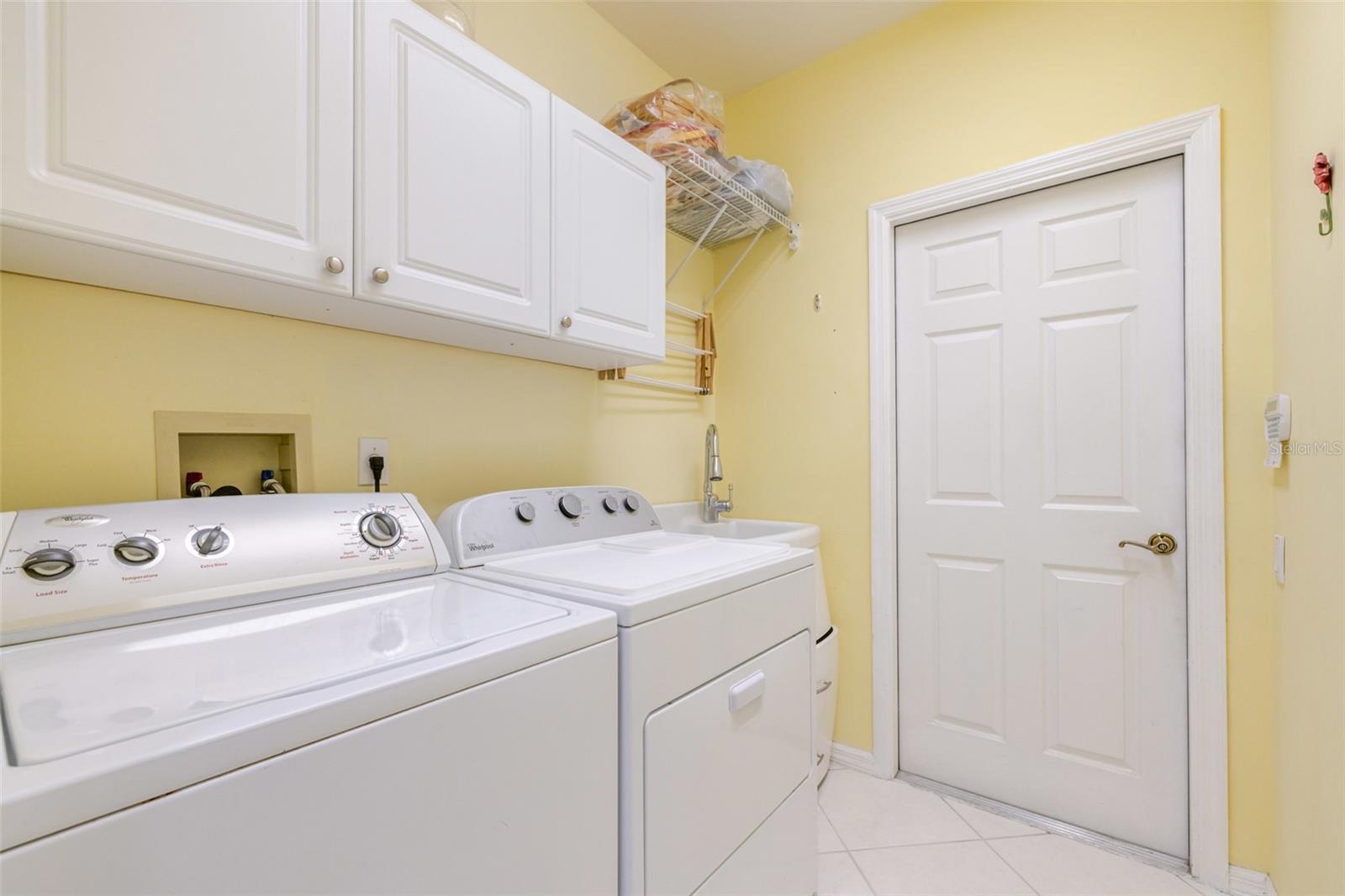 Image 33 of 60 For 13580 Southampton Drive