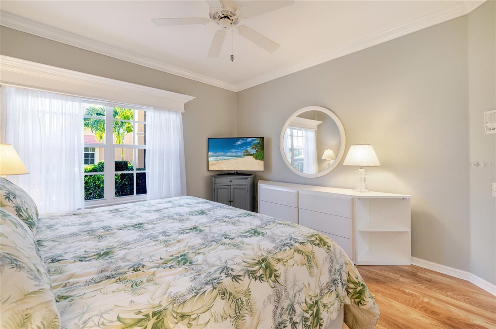 Image 34 of 60 For 13580 Southampton Drive