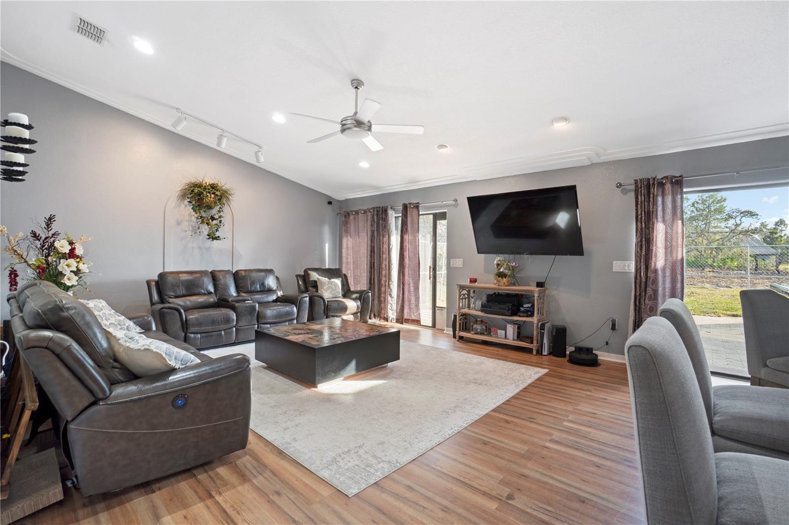 Image 24 of 69 For 26650 Pelican Street