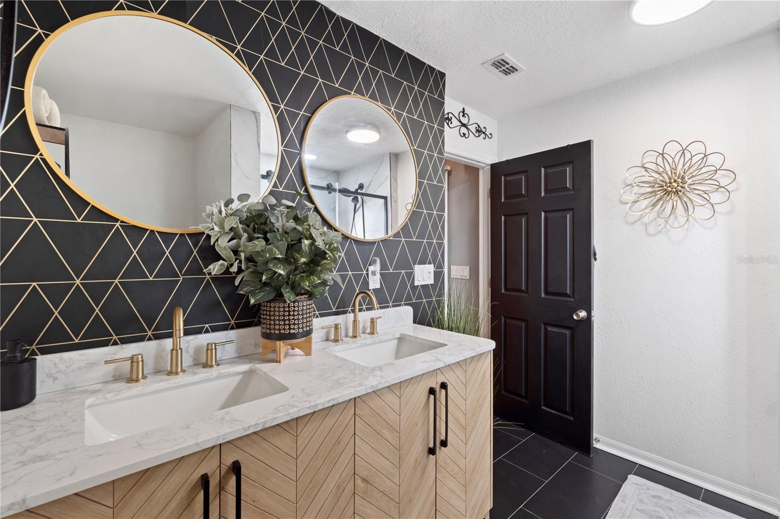 Image 35 of 69 For 26650 Pelican Street