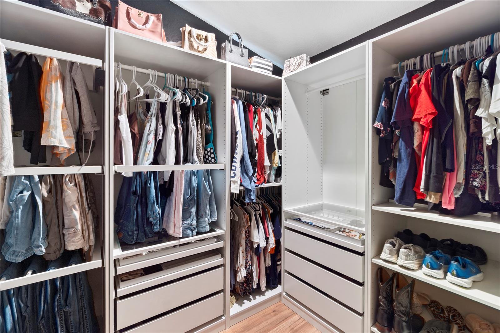 Image 36 of 69 For 26650 Pelican Street