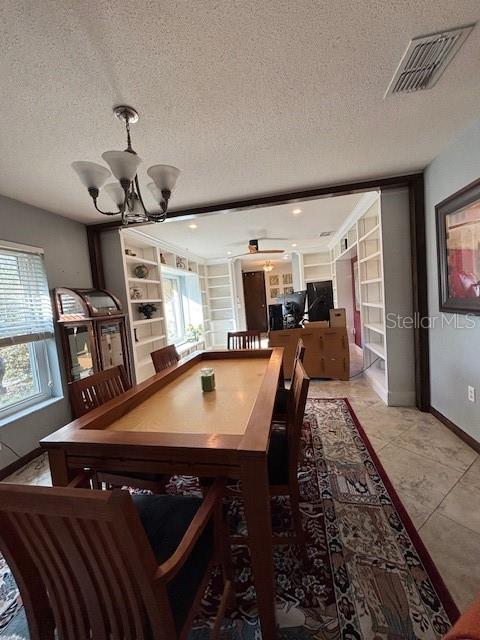 Image 21 of 76 For 410 Orchid Way