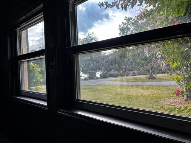 Image 36 of 76 For 410 Orchid Way