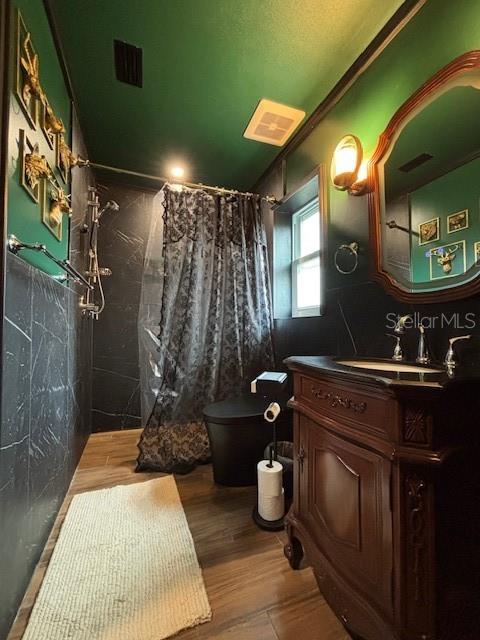 Image 37 of 76 For 410 Orchid Way