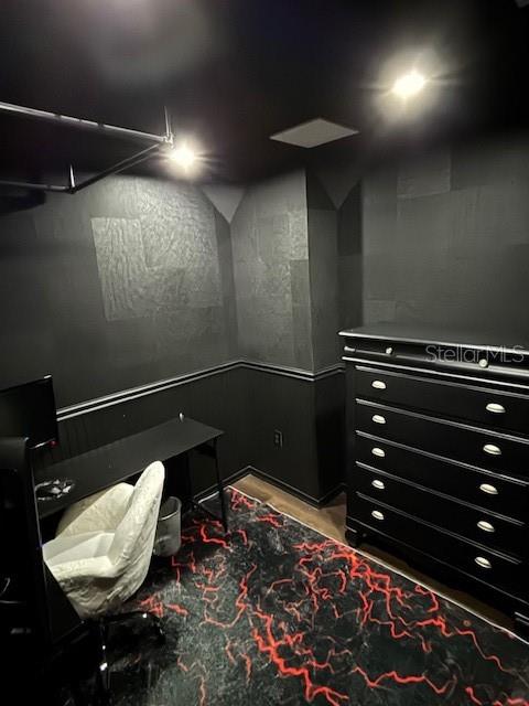 Image 42 of 76 For 410 Orchid Way