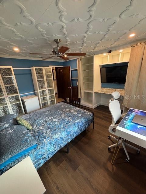 Image 44 of 76 For 410 Orchid Way