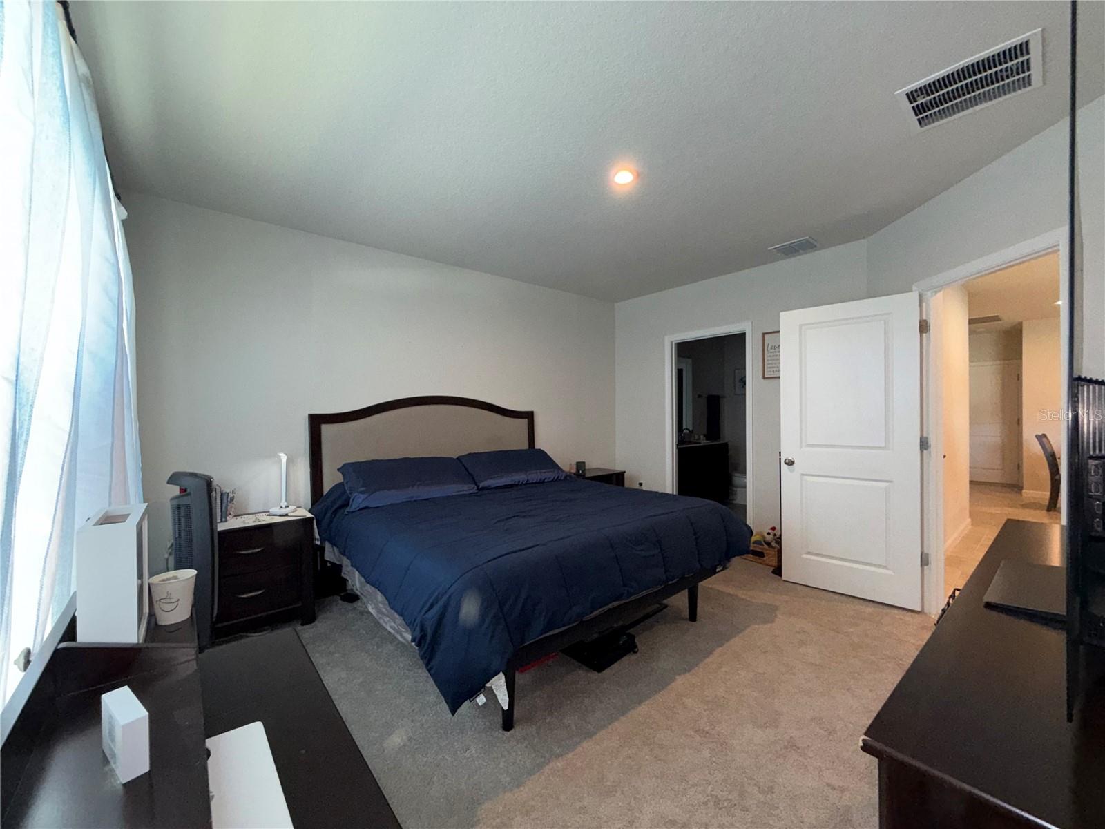 Image 13 of 49 For 1204 Port Blue Way