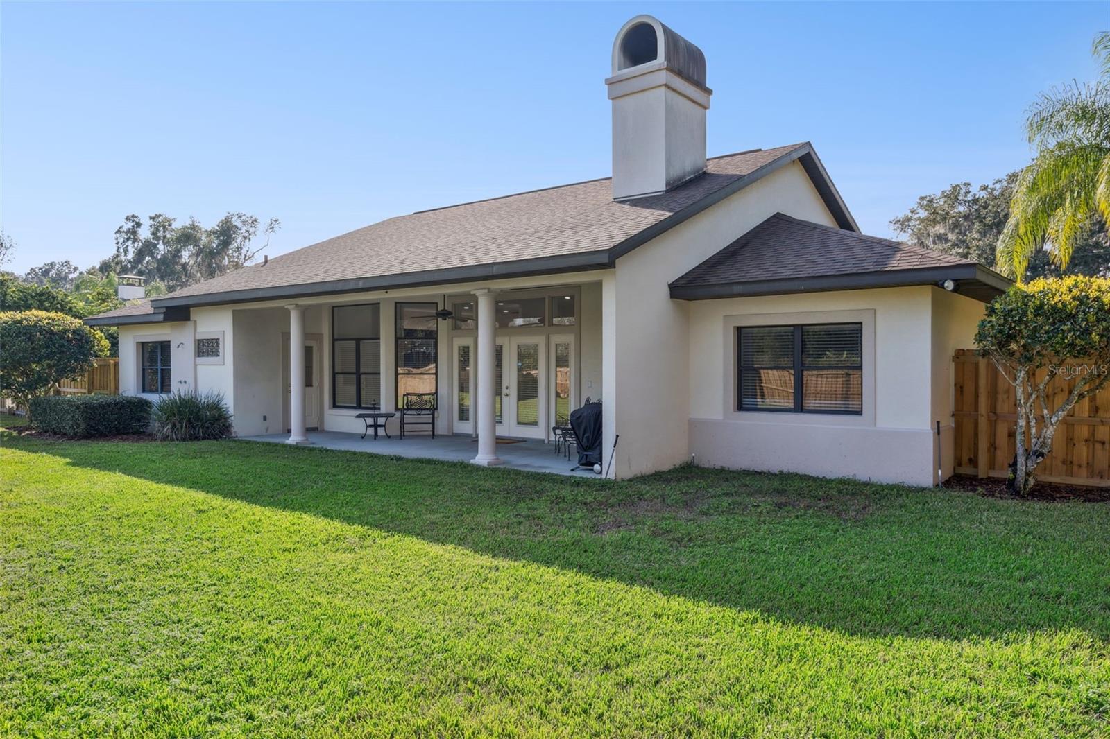 Image 41 of 45 For 26820 Bloomfield Avenue