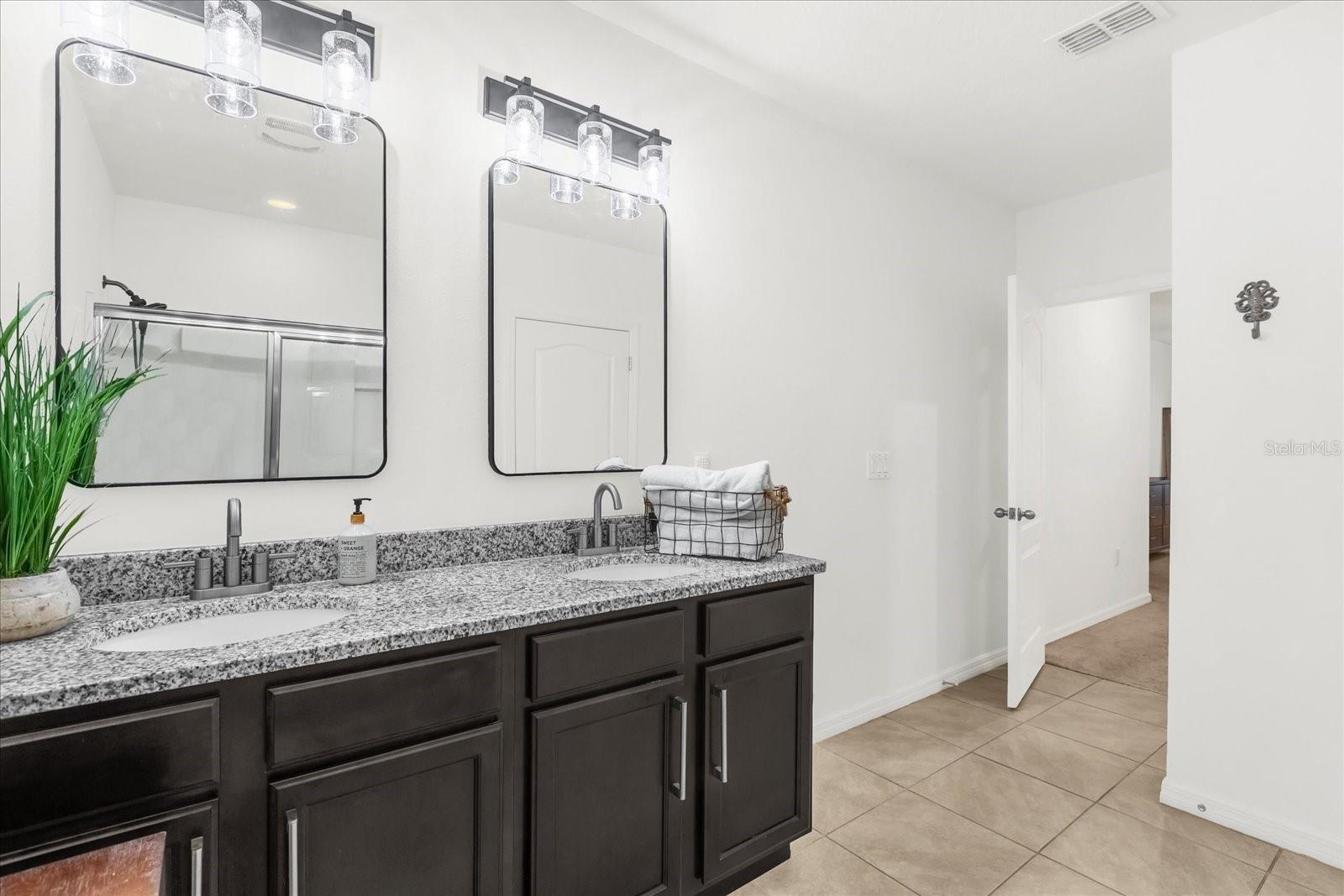 Image 23 of 39 For 3343 Wolf Run Road