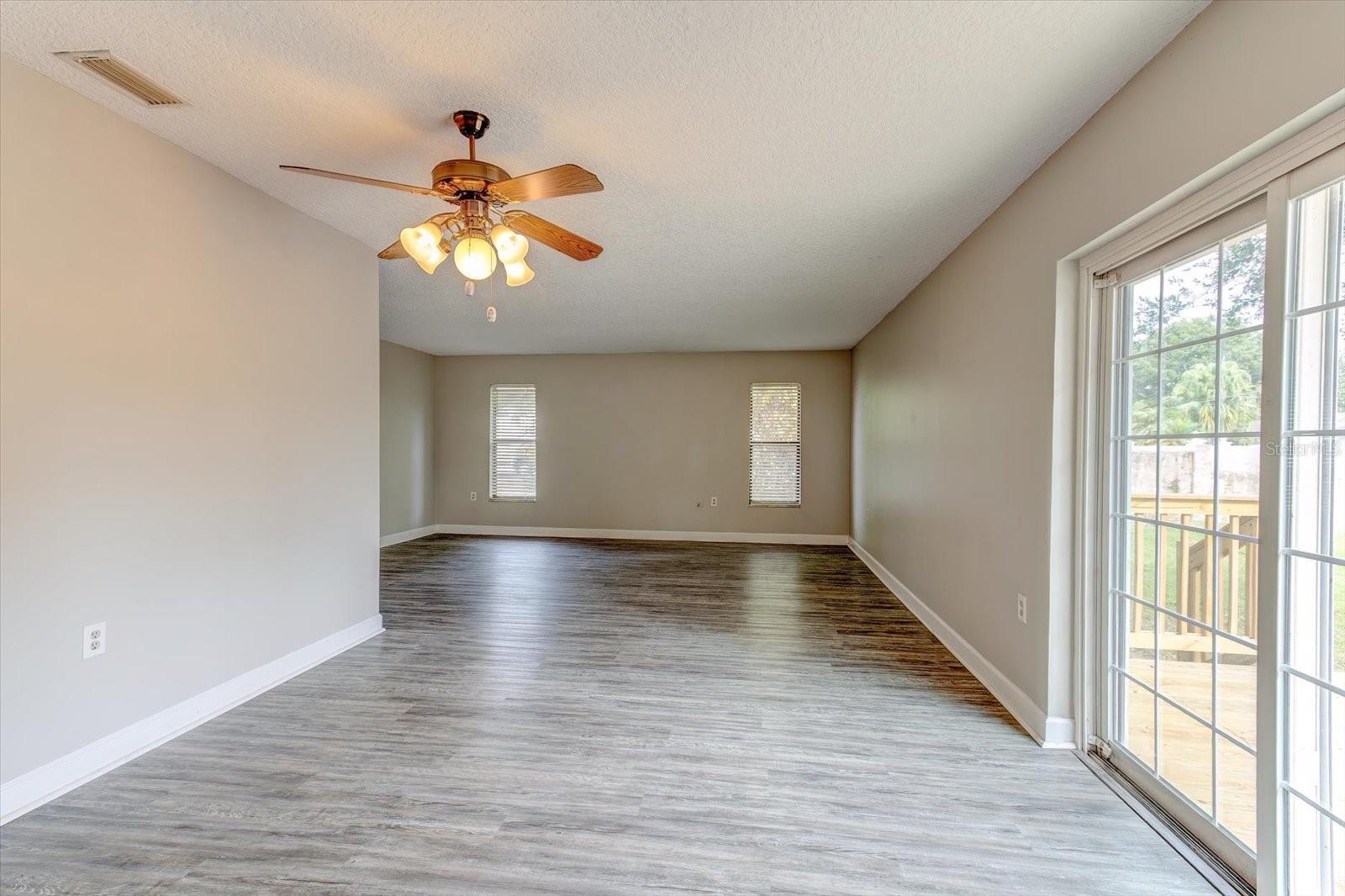 Image 17 of 63 For 4603 Woodlot Court