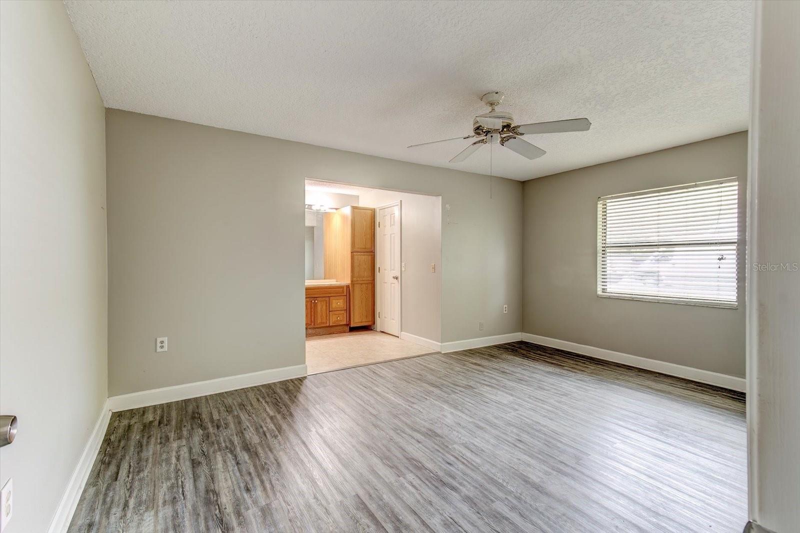 Image 21 of 63 For 4603 Woodlot Court