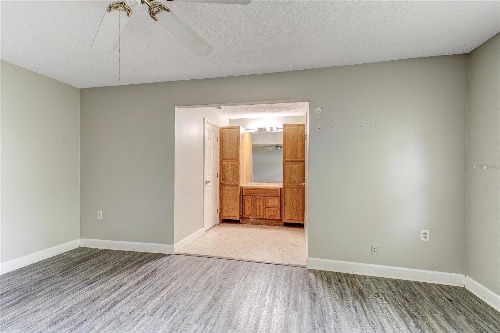 Image 22 of 63 For 4603 Woodlot Court