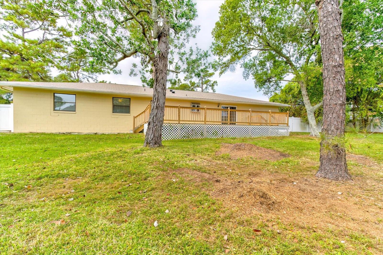 Image 38 of 63 For 4603 Woodlot Court