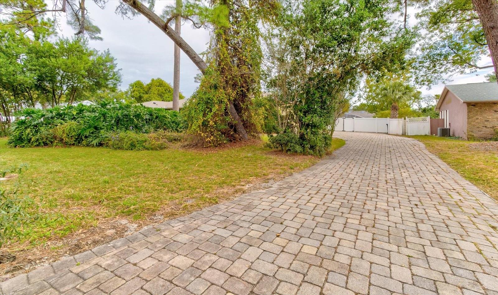 Image 53 of 63 For 4603 Woodlot Court