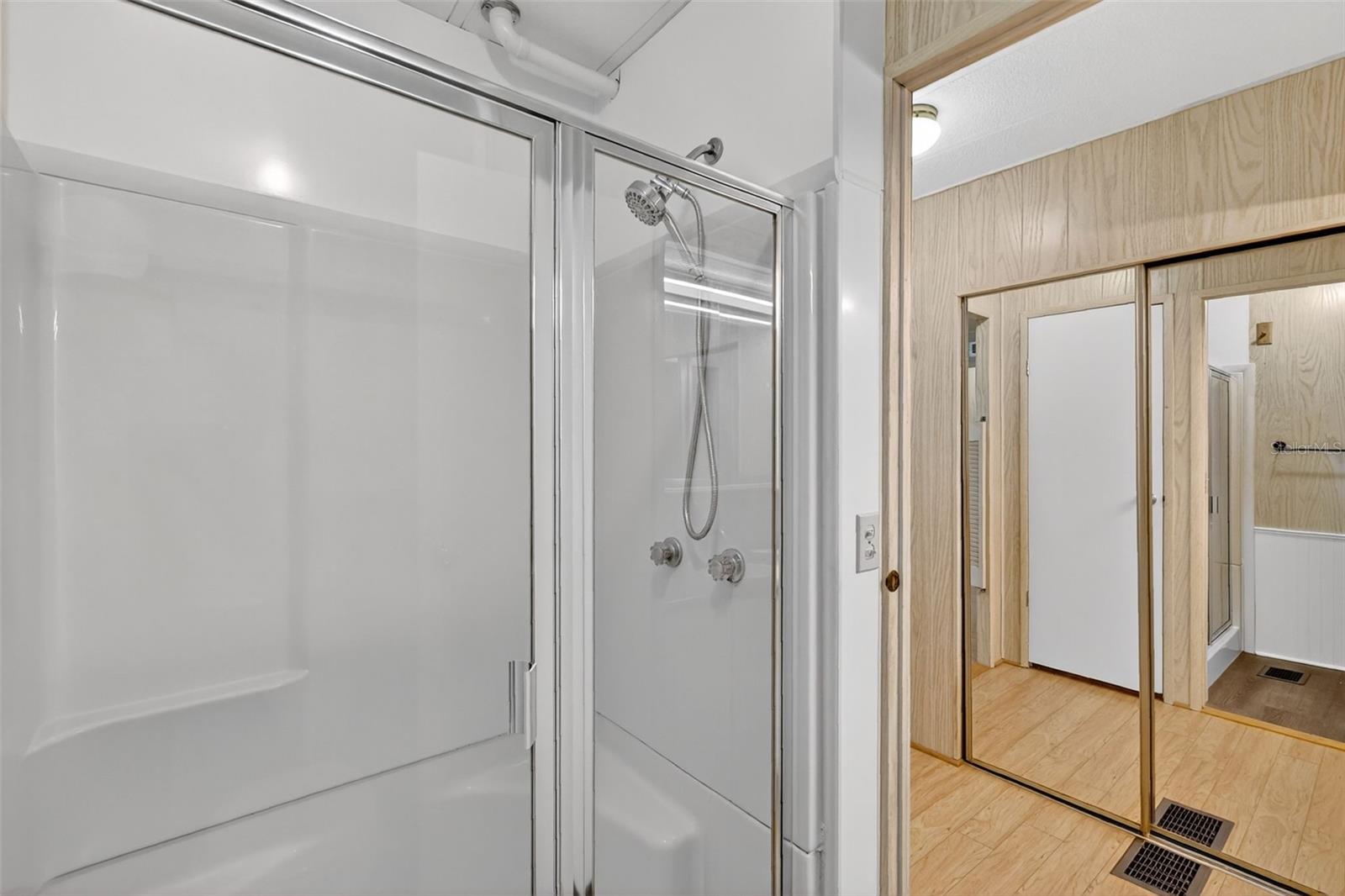 Image 19 of 25 For 165 Shady Lane Drive