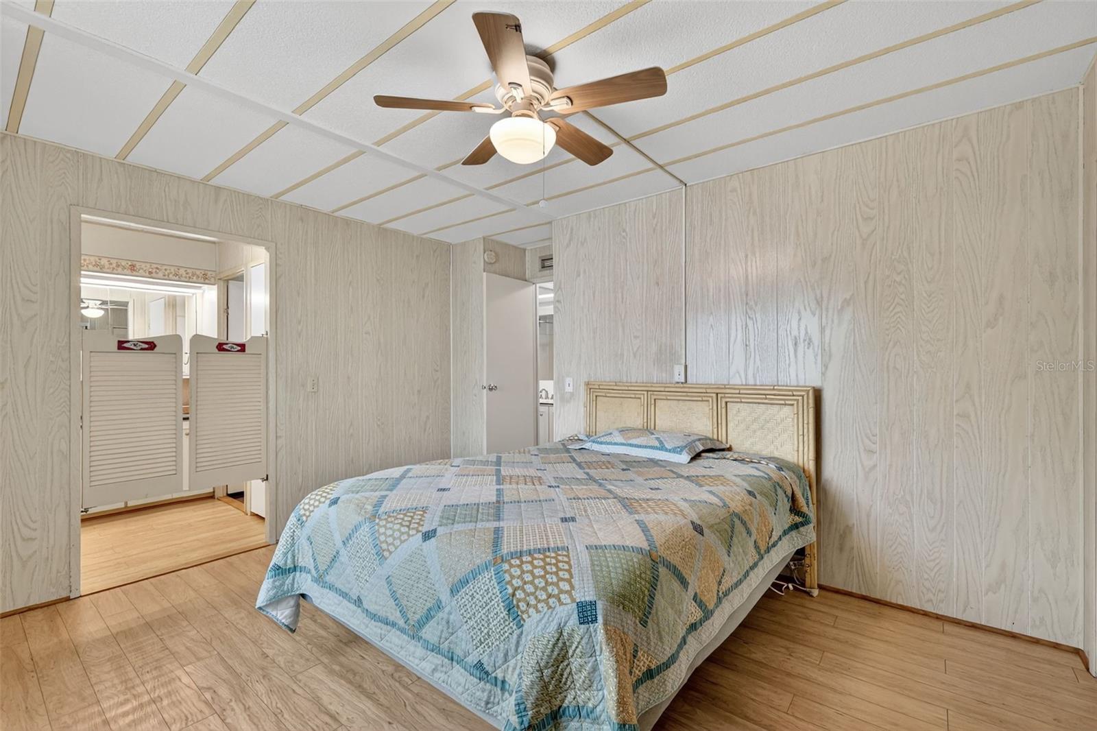 Image 20 of 25 For 165 Shady Lane Drive