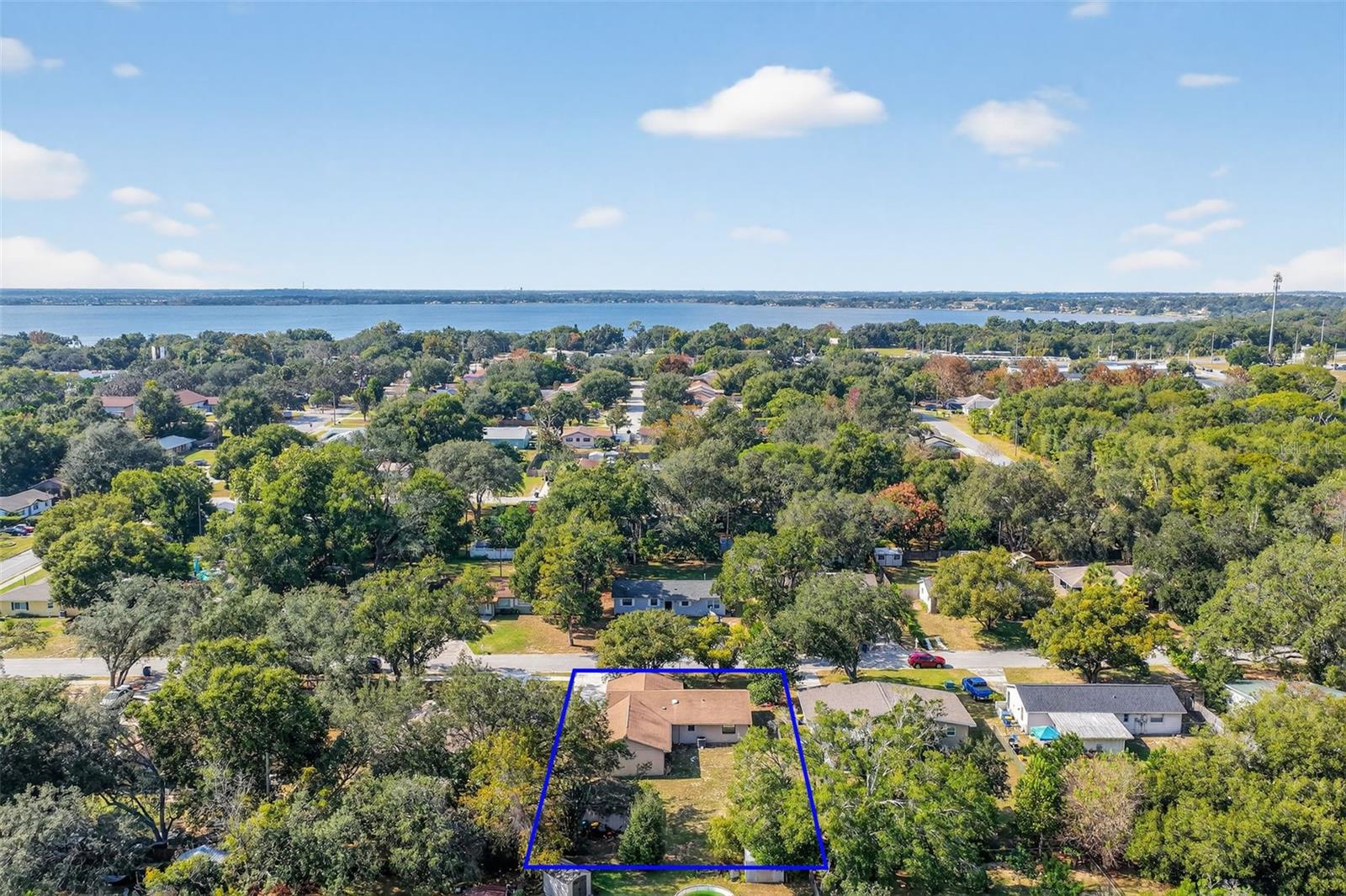 Image 32 of 36 For 109 Bloxam Avenue