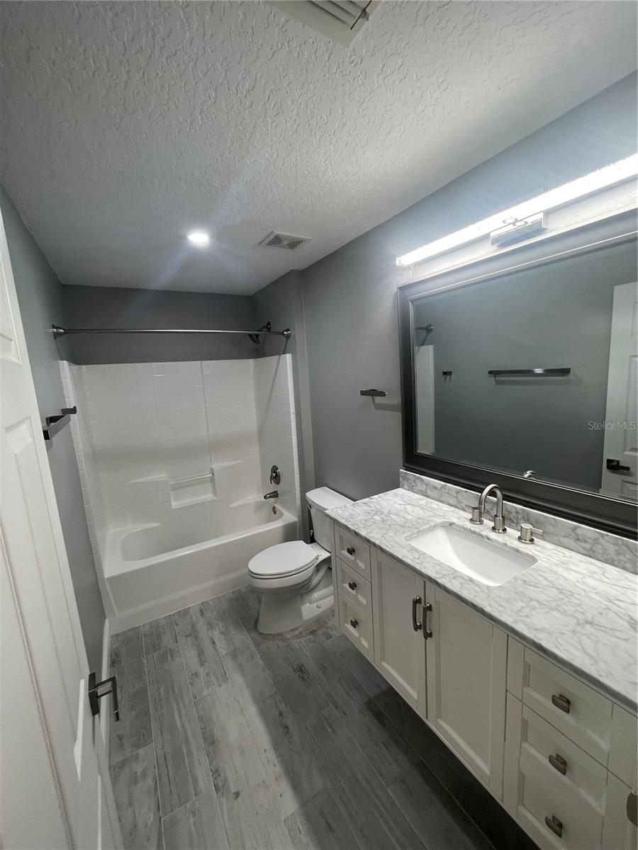 Listing photo id 31 for 2234 Lake Pointe Circle