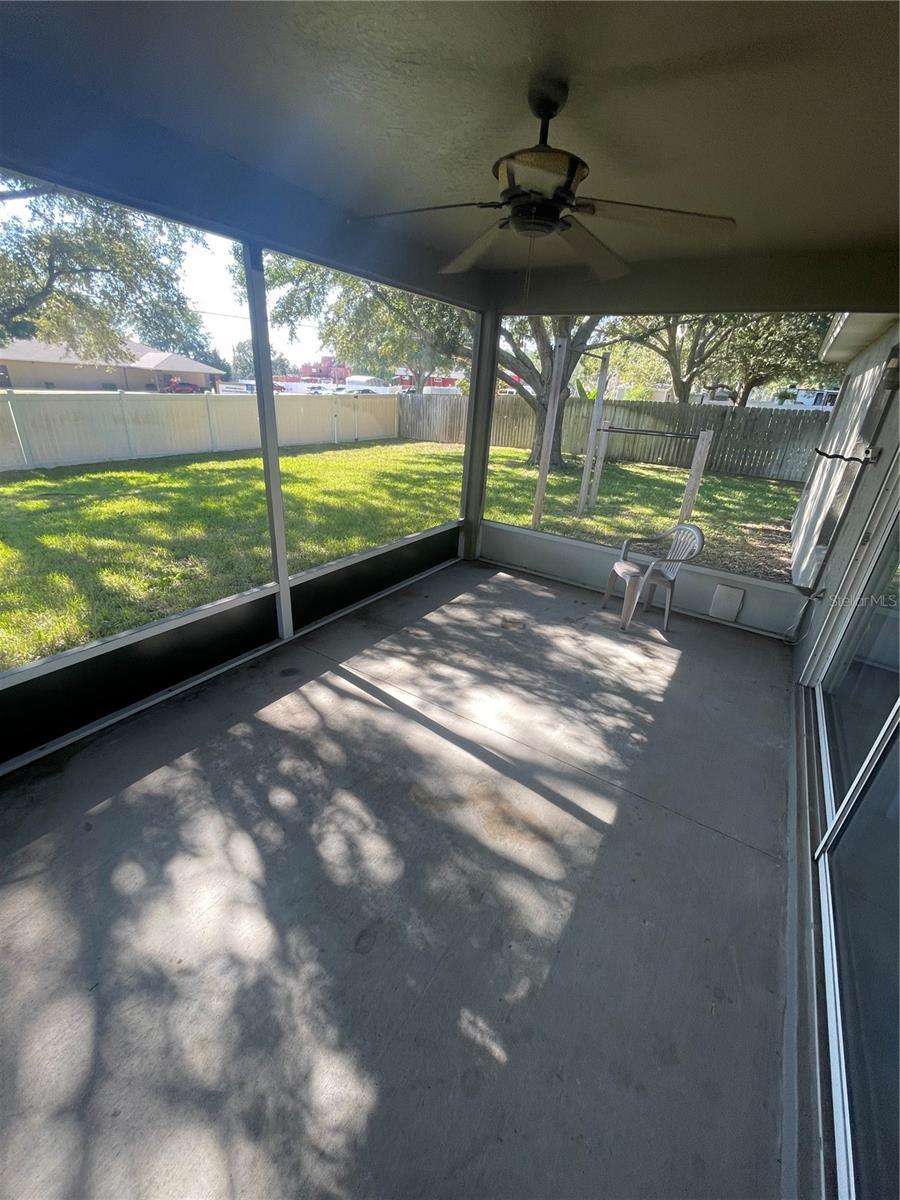 Listing photo id 34 for 2234 Lake Pointe Circle