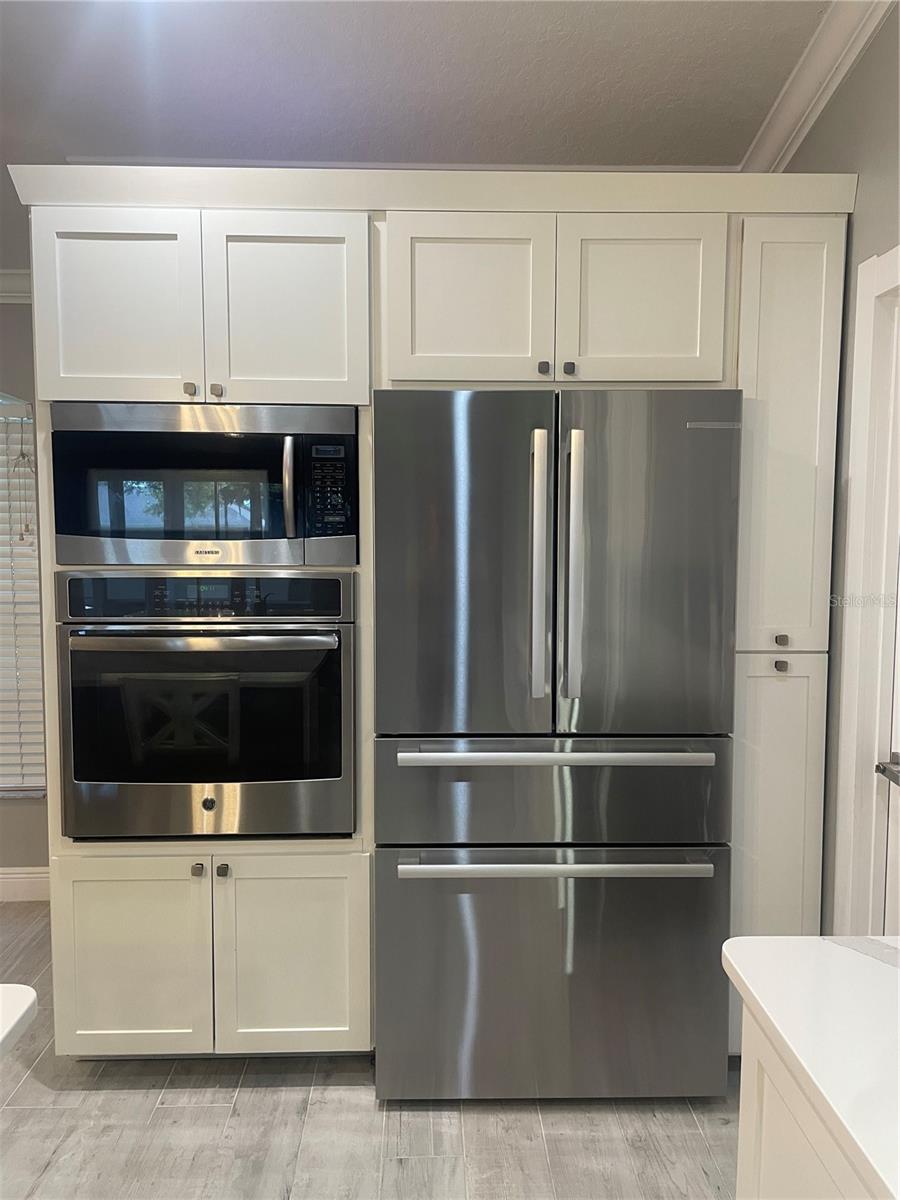 Listing photo id 6 for 2234 Lake Pointe Circle