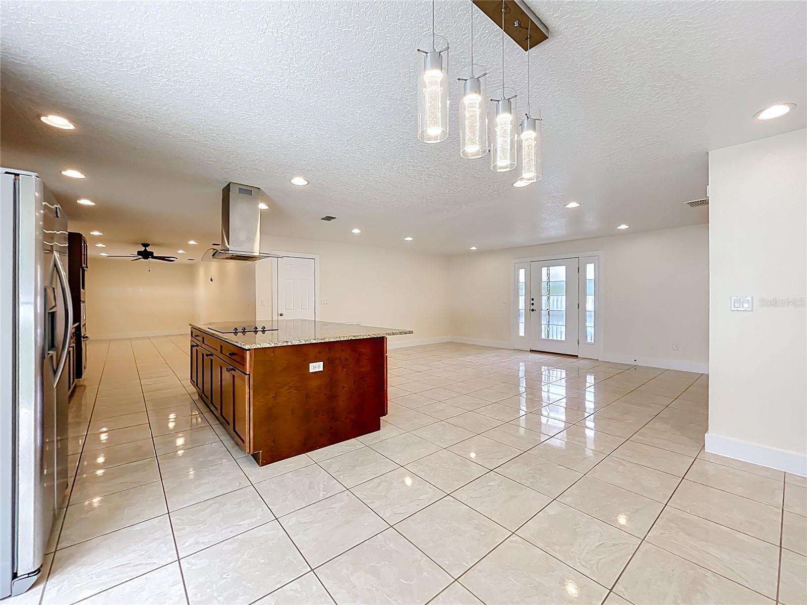 Image 13 of 36 For 12631 Eryn Court