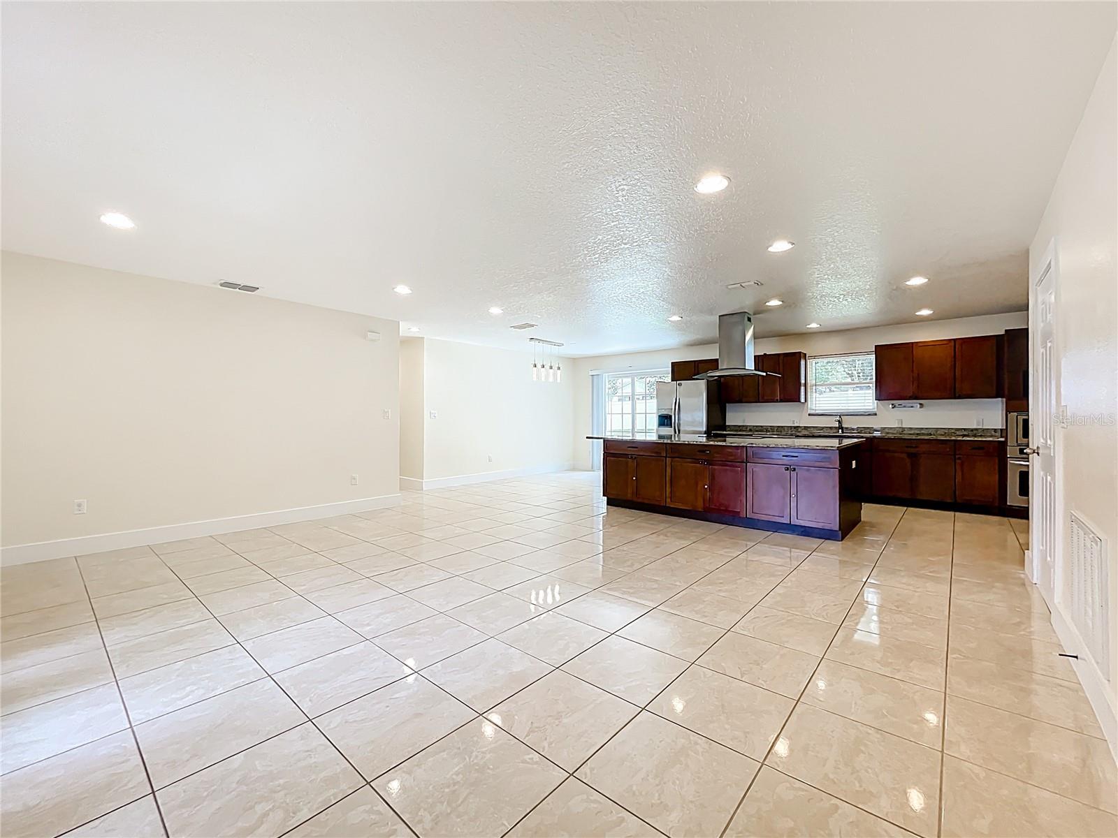 Image 9 of 36 For 12631 Eryn Court