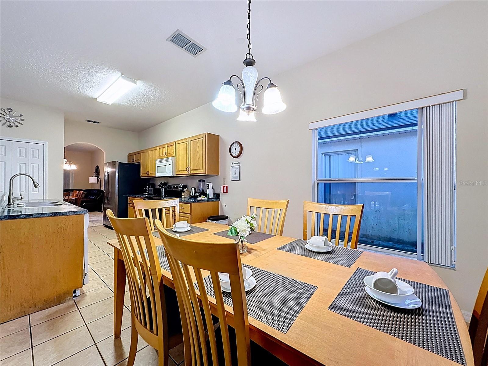 Image 24 of 82 For 4645 Cumbrian Lakes Drive