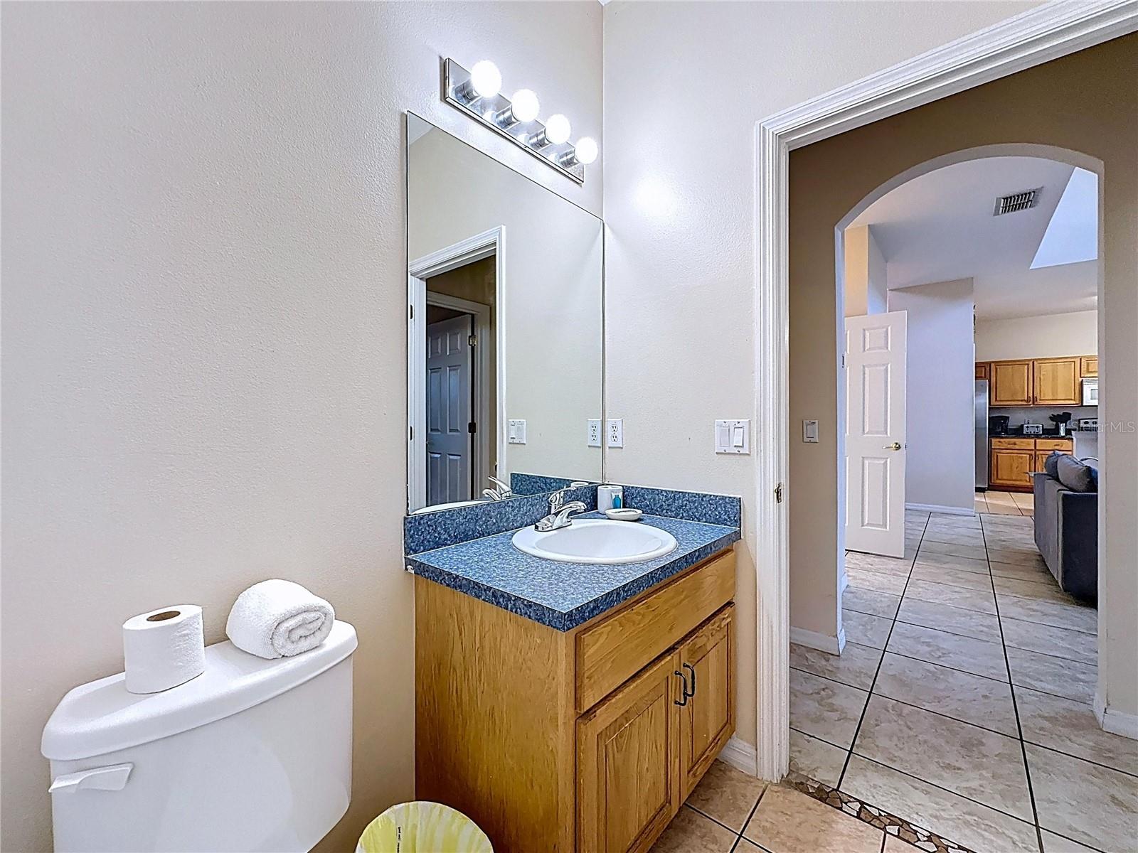 Image 32 of 82 For 4645 Cumbrian Lakes Drive