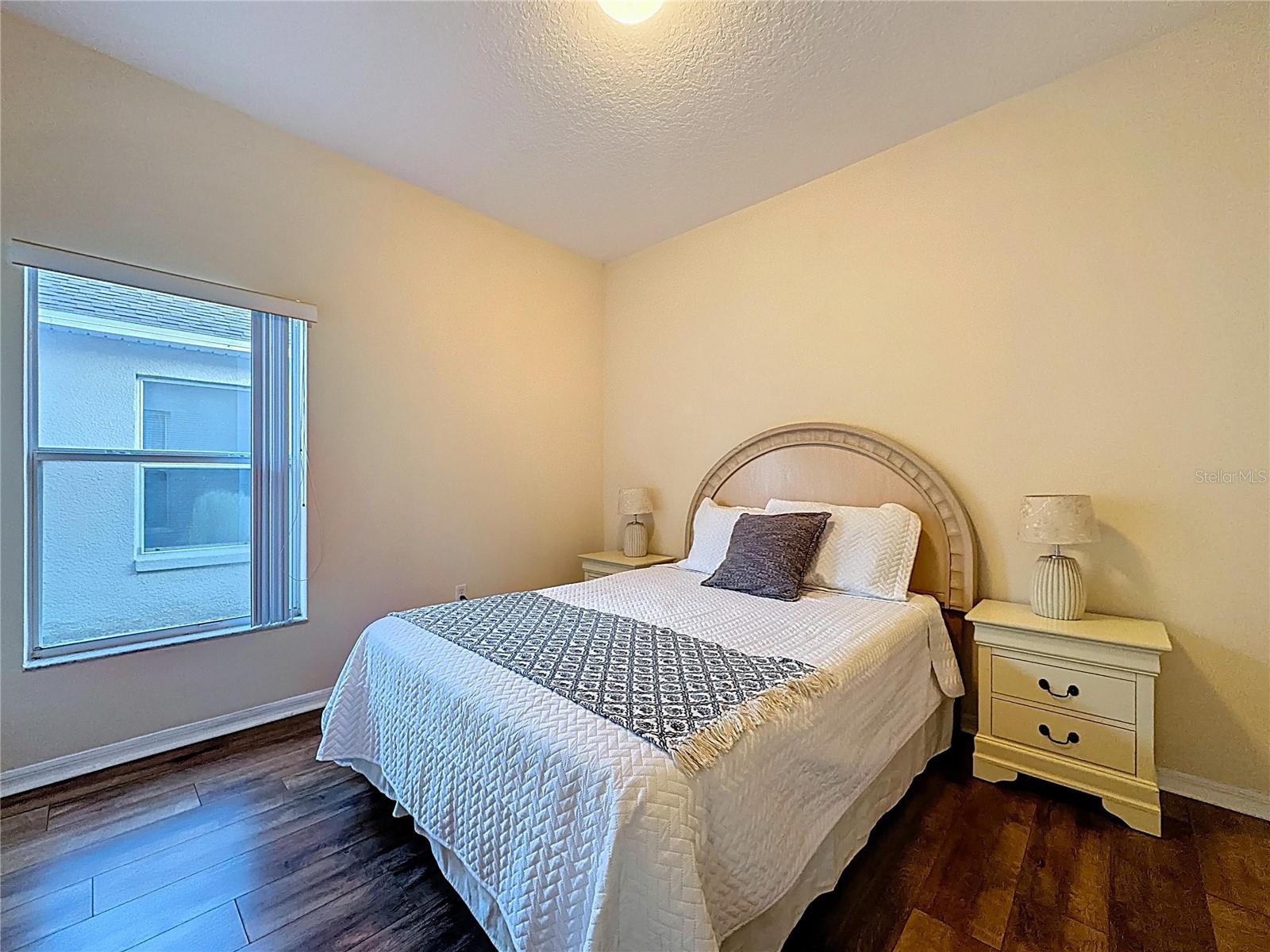 Image 39 of 82 For 4645 Cumbrian Lakes Drive