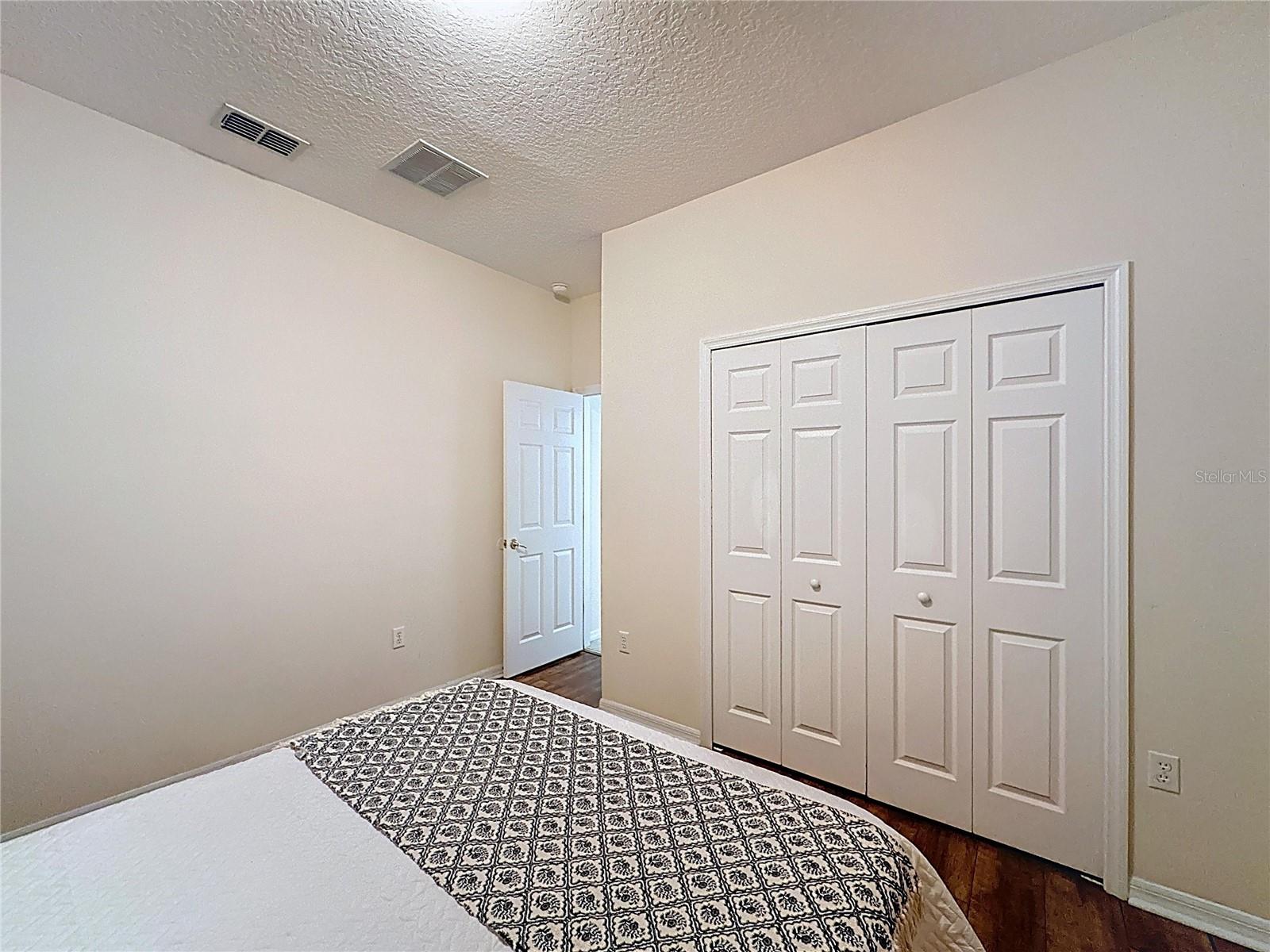 Image 48 of 82 For 4645 Cumbrian Lakes Drive