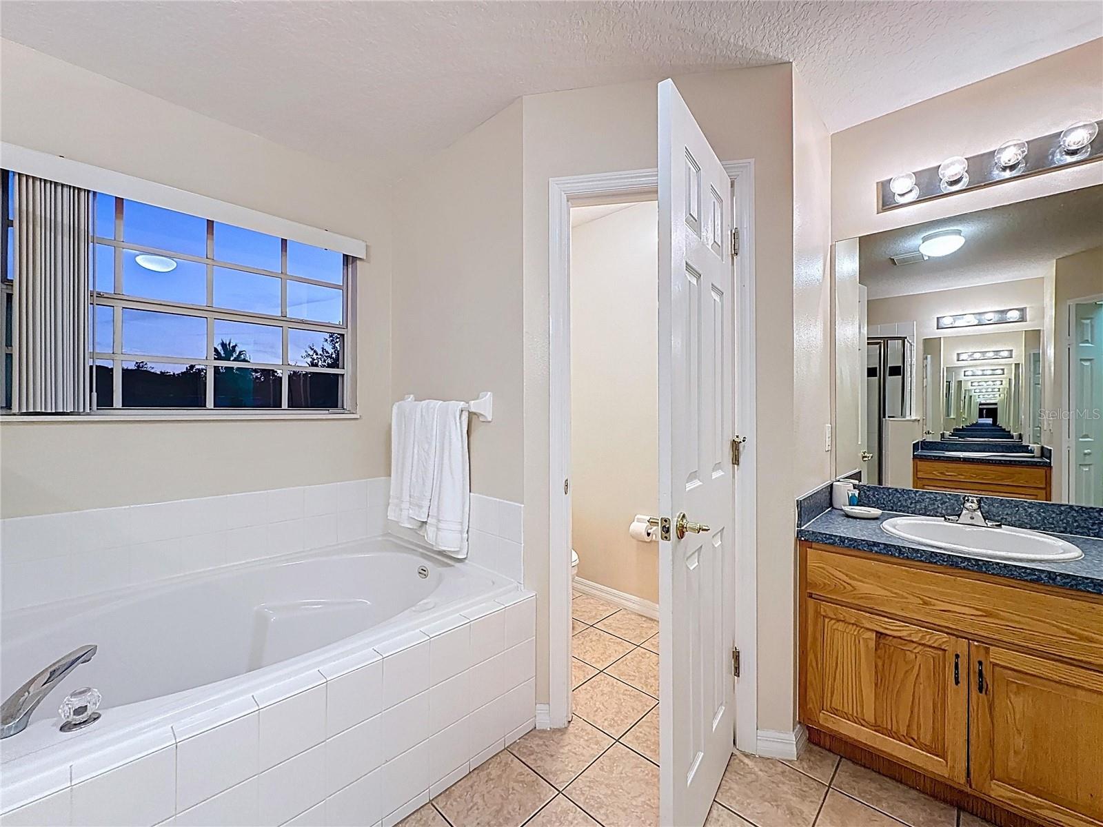 Image 51 of 82 For 4645 Cumbrian Lakes Drive