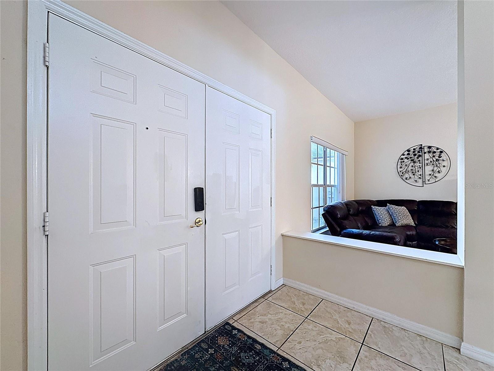 Image 6 of 82 For 4645 Cumbrian Lakes Drive