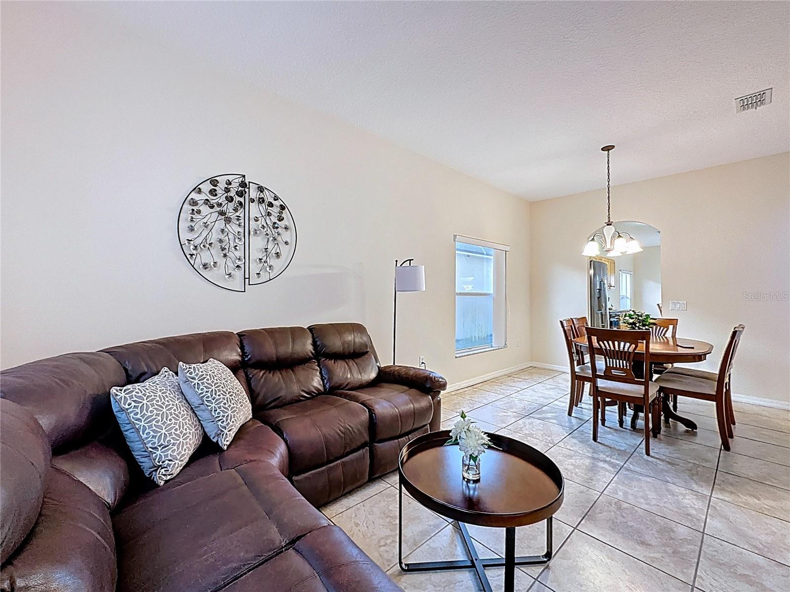 Image 9 of 82 For 4645 Cumbrian Lakes Drive