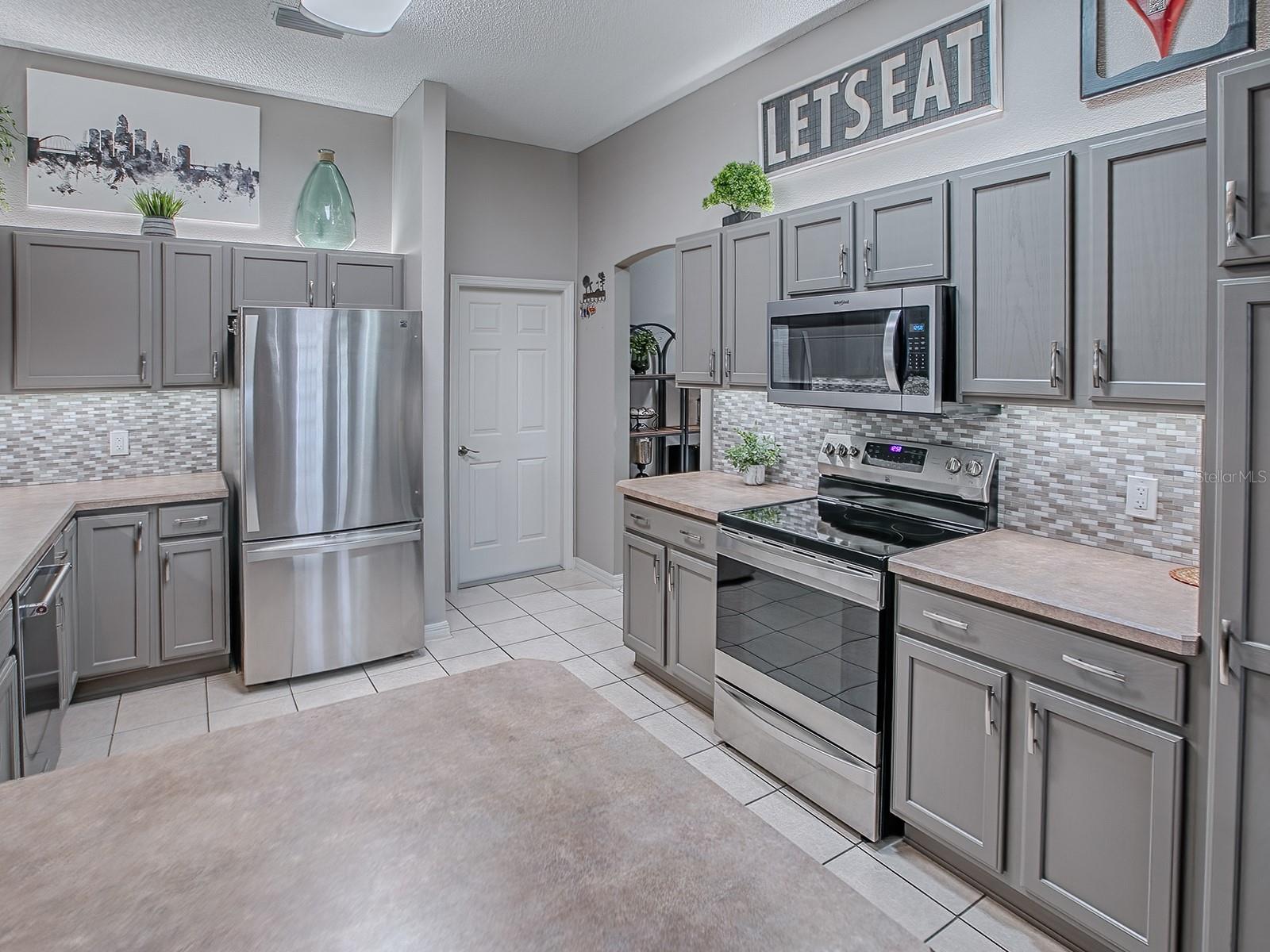 Image 11 of 61 For 9238 171st Cooper Loop