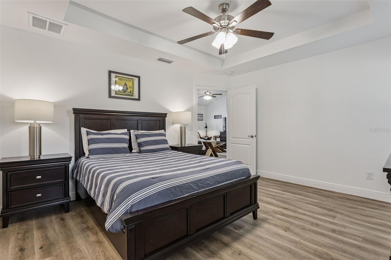 Image 18 of 44 For 1500 Homestead Point